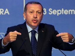 El primer ministro de Turquía, Recep Tayyip Erdogan, prometió acabar con el uso de Twitter en su país. ARCHIVO /