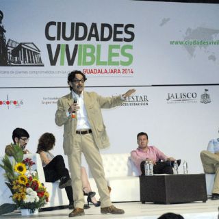 Vivienda vertical para aprovechar servicios, pide Quadri