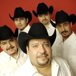 Pesado festeja 20 años de trayectoria musical