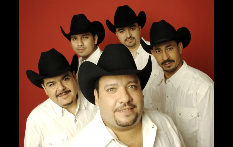 El disco en directo promocionará el tema 'Acá entre nos', e incluira canciones de artistas invitados. ARCHIVO /