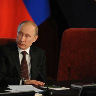 Vladimir Putin firma la ley de adhesión de Crimea a Rusia