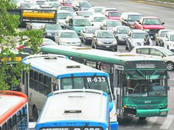 El paisaje de la ciudad. El cambio de modelo en el transporte deberá incluir mejoras en la situación laboral de los choferes.  /