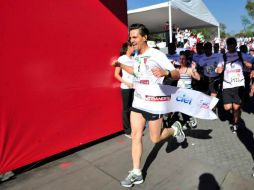 Enrique Peña Nieto participa en la Cuarta Edición de la Carrera Molino del Rey. TOMADA DE @EPN  /