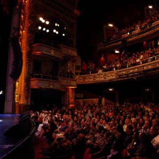 Celia Cruz, parte del Paseo de la Fama del Teatro Apollo