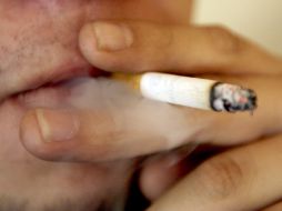 El excesivo consumo de tabaco daña las cuerdas vocales y la laringe. ARCHIVO /