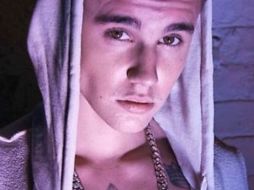 El canadiense comparte en redes sociales la fotografía de su nuevo tatuaje. ESPECIAL /