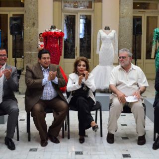 María Victoria: Vestida para cantar