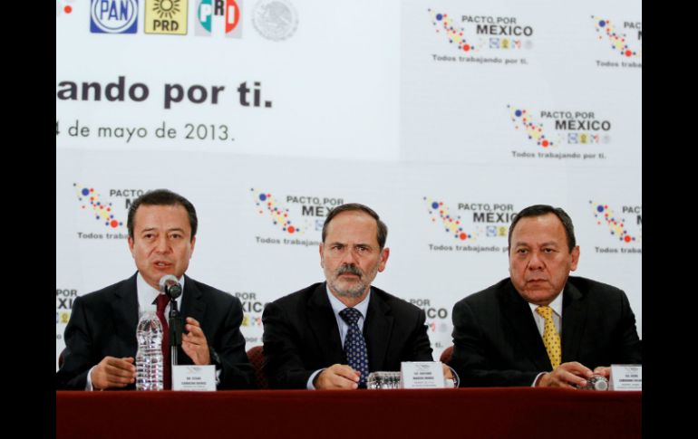 Los líderes abordan las posibilidades y limitaciones de las reformas políticas, energética y de telecomunicaciones en México. ARCHIVO /