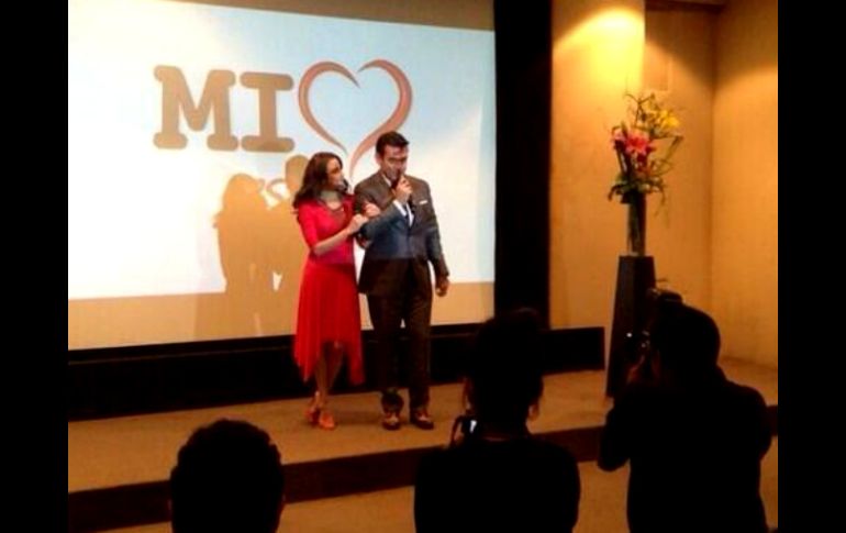 Silvia Navarro y Jorge Salinas son los protagonistas de la nueva telenovela de Juan Osorio. ESPECIAL /