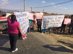 Pobladores de Juchitepec protestaban por el secuestro de una joven. SUN /