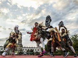 La obra 'La Máquina de Esquilo', de Luis Enrique Gutiérrez Ortiz, fue presentada en la Plaza de las Américas.  /