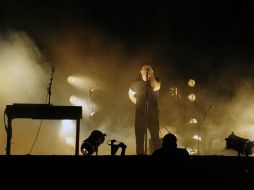 La banda de rock Nine Inch Nail cerró la noche del jueves en la jornada uno del Festival. AFP /