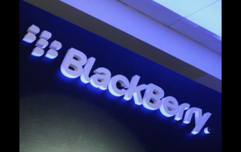 En el último trimestre del 2013, Blackberry tuvo una pérdida de 423 millones de dólares. ARCHIVO /