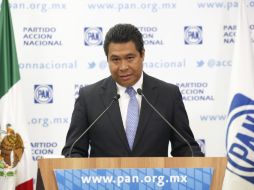 Carlos Pérez, coordinador nacional de los diputados locales del PAN, señala que van a trabajar de forma institucional y coordinados. ARCHIVO /