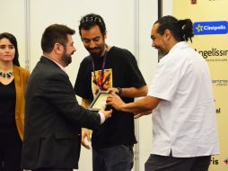 El director tapatío Pablo Márquez afirma que tuvo que vender algunas pertenencias para poder solventar la realización del documental.  /