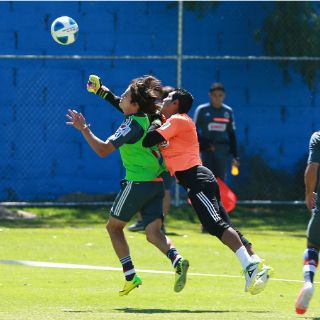 Se juega a morir: Carlos Fierro