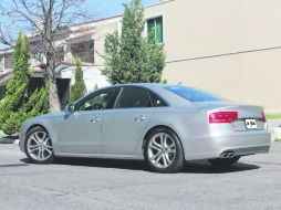 Con 520 HP bajo el cofre, este coche pasa de ser elegante a un deportivo.  /