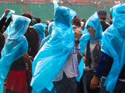 Una granizada trató de opacar los festejos del 15 aniversario del Vive Latino 2014. ESPECIAL /