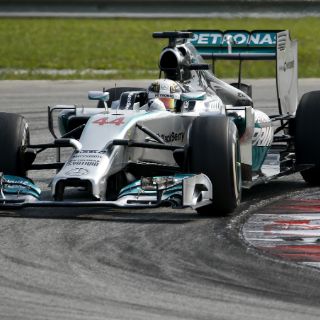 Hamilton gana el Gran Premio de Malasia de Fórmula 1