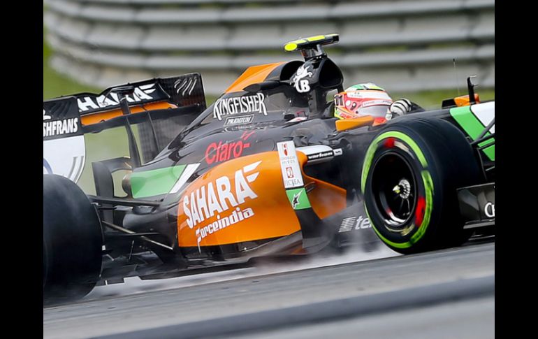 Pérez espera poder reponerse de la decepción en Sepang el próximo fin de semana en Bahréin. ARCHIVO /