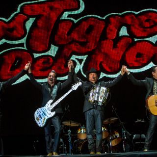 Los Tigres del Norte revolucionan el Vive Latino