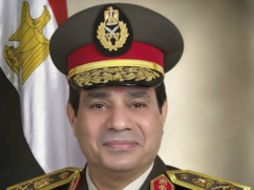 Abdel Fatah al Sisi renunció a la jefatura del Ejército para ser candidato a la presidencia de Egipto. ARCHIVO /