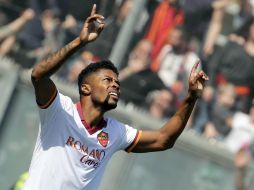 Bastos selló el triunfo de su equipo al minuto 96 de tiempo corrido. EFE /