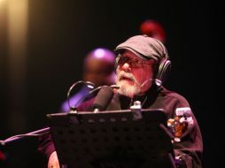 El cantautor da las gracias a México, país al que quiere muchísimo. EFE /