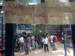 97 asociaciones de ex estudiantes se pronunciaron ante los sucesos de violencia. Twitter: @Nayaroldan. ESPECIAL /