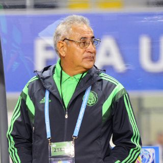 Leonardo Cuéllar, al Salón de la Fama del futbol mexicano