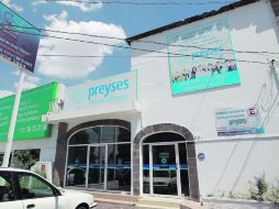 Preyses no indica que es una cooperativa para prestar servicios entre sus socios en la publicidad de su fachada.  /