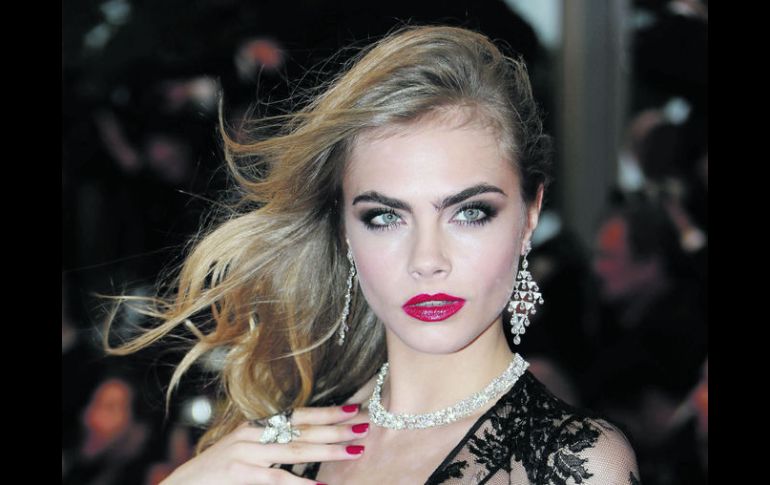 Cara  fue la estrella del desfile de Burberry de la Semana de la Moda de Londres 2014. EFE /