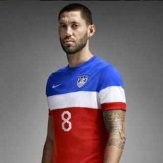 EU estrenará playera ante el Tri