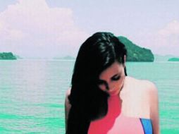 Pensativa. Kardashian confiesa que se sintió en un lugar silencioso y místico. ESPECIAL /