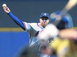 Se luce. En su debut con Atlanta, Aaron Harang sólo permitió dos imparables, el primero hasta el séptimo episodio. AFP /