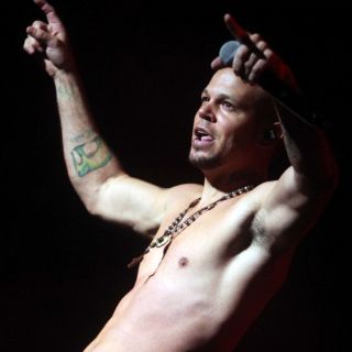 Calle 13 invita a 'piratear' su disco 'MultiViral'