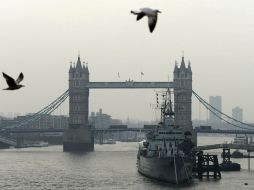 La contaminación ambiental alcanza el nivel máximo de 10 en Londres y en el sureste. EFE /