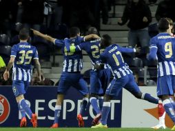 El Porto tuvo una llegada de Eliaquim Mangala y con eso ganó el partido. AP /