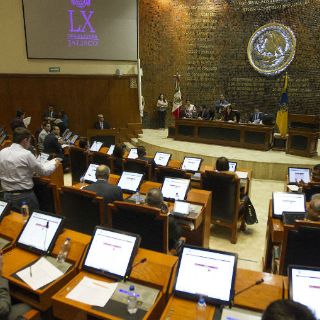 Diputados aprueban reformas para juicios orales en Jalisco