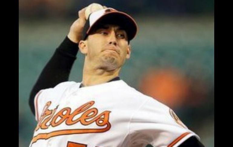 El mexicano González fue maltratado durante tres rollos y un tercio para irse al final con la derrota. ARCHIVO /