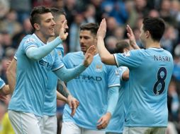 Los 'citizens' se aseguraron el dominio en el campo desde el primer tiempo. AFP /