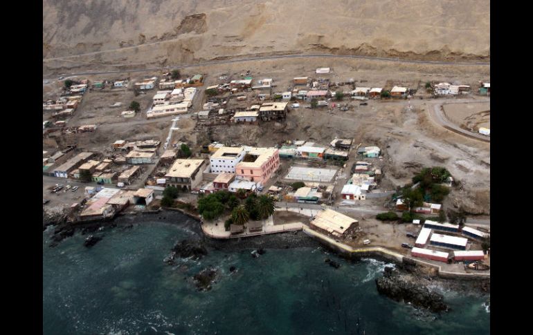 Vista aérea de la localidad de Pisagua, a unos 150 kilómetros al norte de Iquique. EFE /