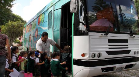 Los menores de la escuela primaria Expropiación Petrolera podrán tener la oportunidad de inmiscuirse en el mundo de la poesía infantil. ESPECIAL /