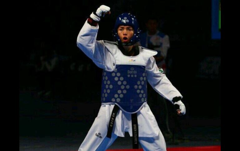 La medallista olímpica María Espinoza, en la división menor a los 73 kilogramos, conquistó la primera presea dorada para México. ESPECIAL /