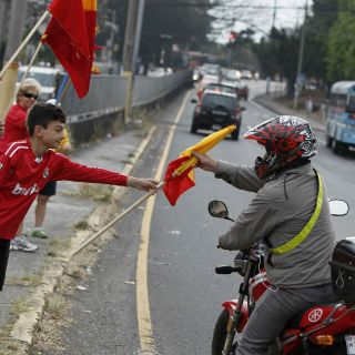Segunda vuelta presidencial inicia en Costa Rica