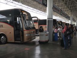 Por no poner en riesgo a los pasajeros y operadores, el servicio por la zone de Tierra Caliente se suspende. ARCHIVO /