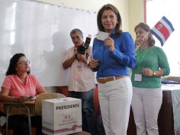 Laura Chinchilla pide a la población que acuda a la ronda electoral para elegir al nuevo presidente. EFE /