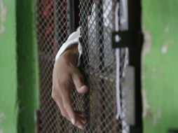 Víctor Manuel Alcántar lo detuvieron en el 2012 estuvo 12 meses en prisión. ARCHIVO /