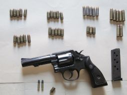 El programa de canje ha tenido éxito, hasta ahora se han entregado cerca de 300 armas de diversos municipios del Estado de México. ARCHIVO /