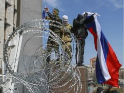 Separatistas prorrusos en la ciudad ucraniana oriental de Donetsk proclaman independiente la región. EFE /